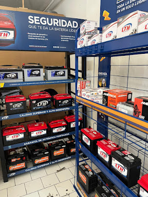 Exhibición de baterías en el punto de venta Periodismo